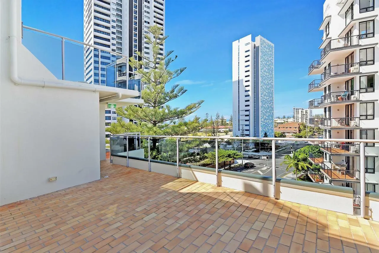 Broadbeach Travel Hotel apartamentowy