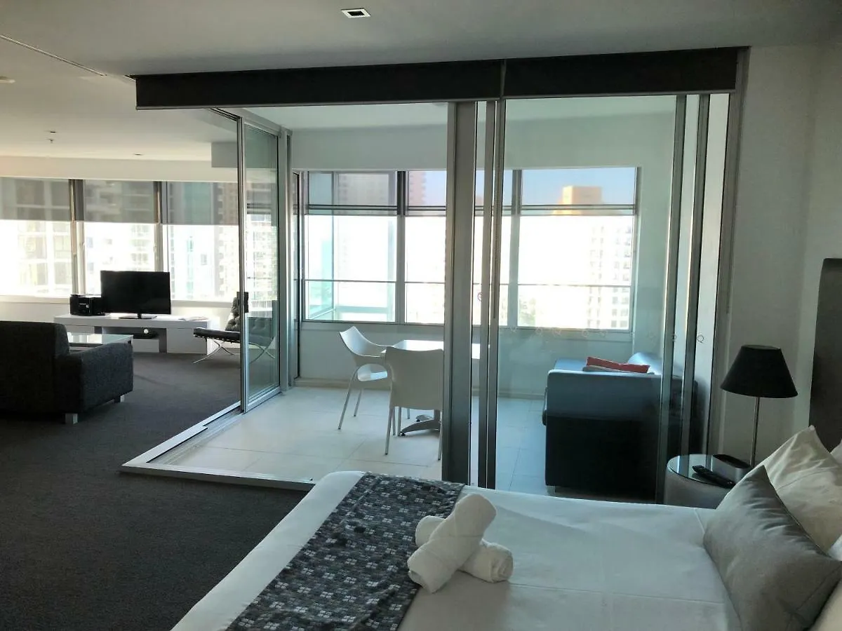 Iconic Q Ocean View Gold Coast