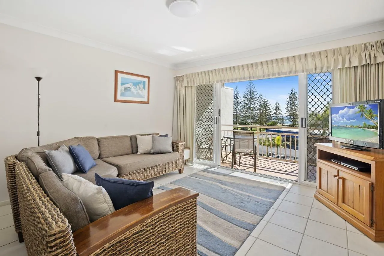 Lägenhetshotell Kirra Palms 3*