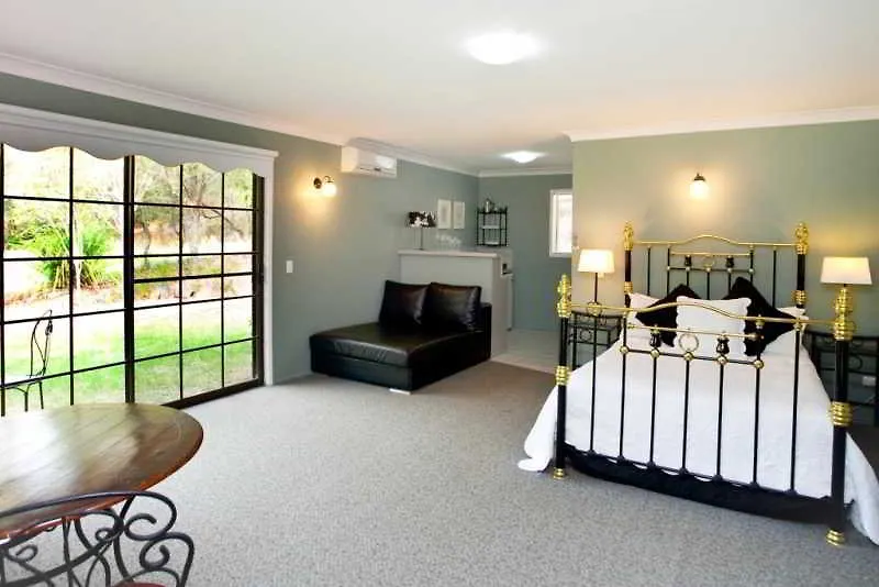 Cedar Creek 4*