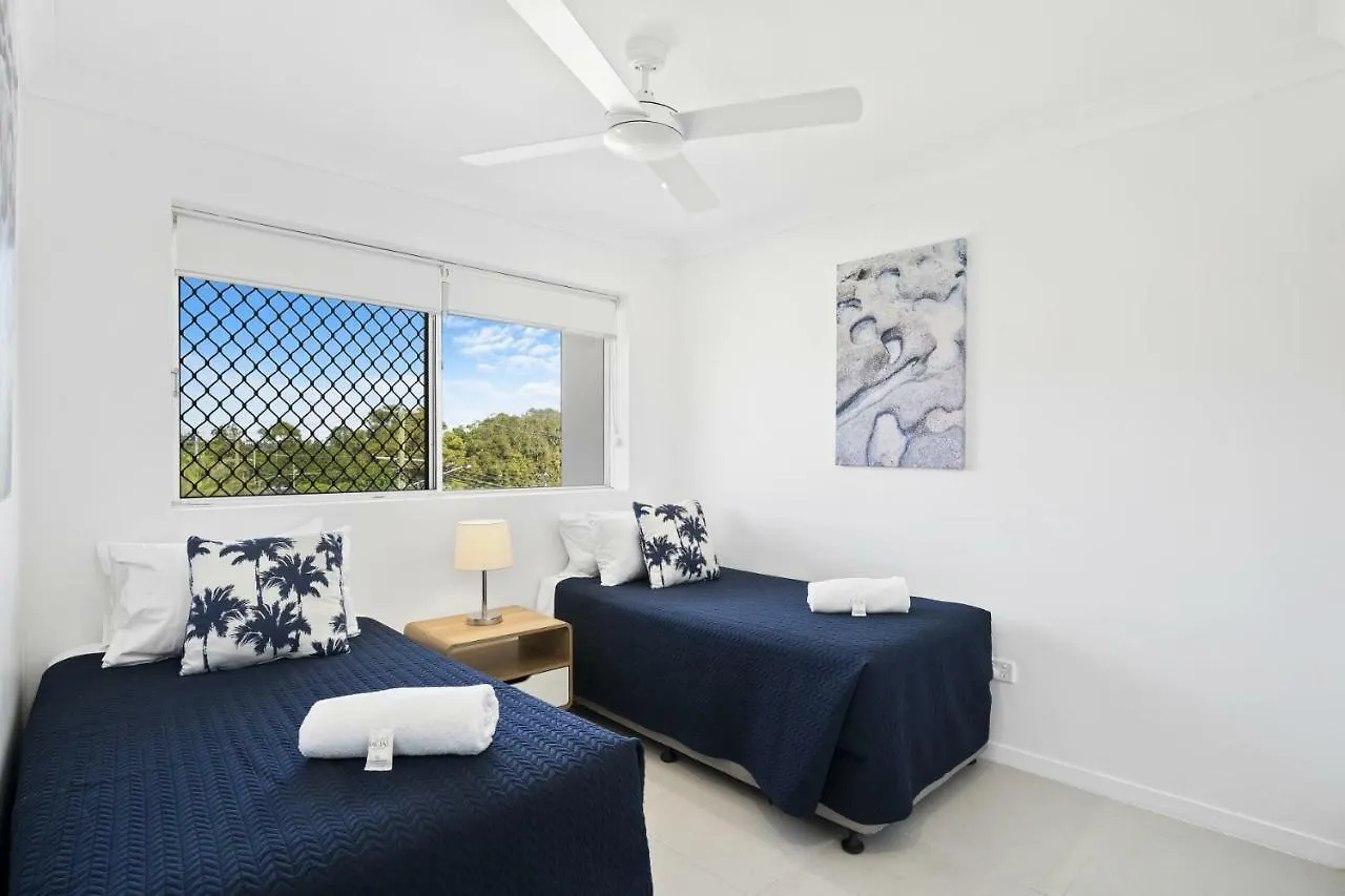 Lägenhetshotell Kirra Palms 3*