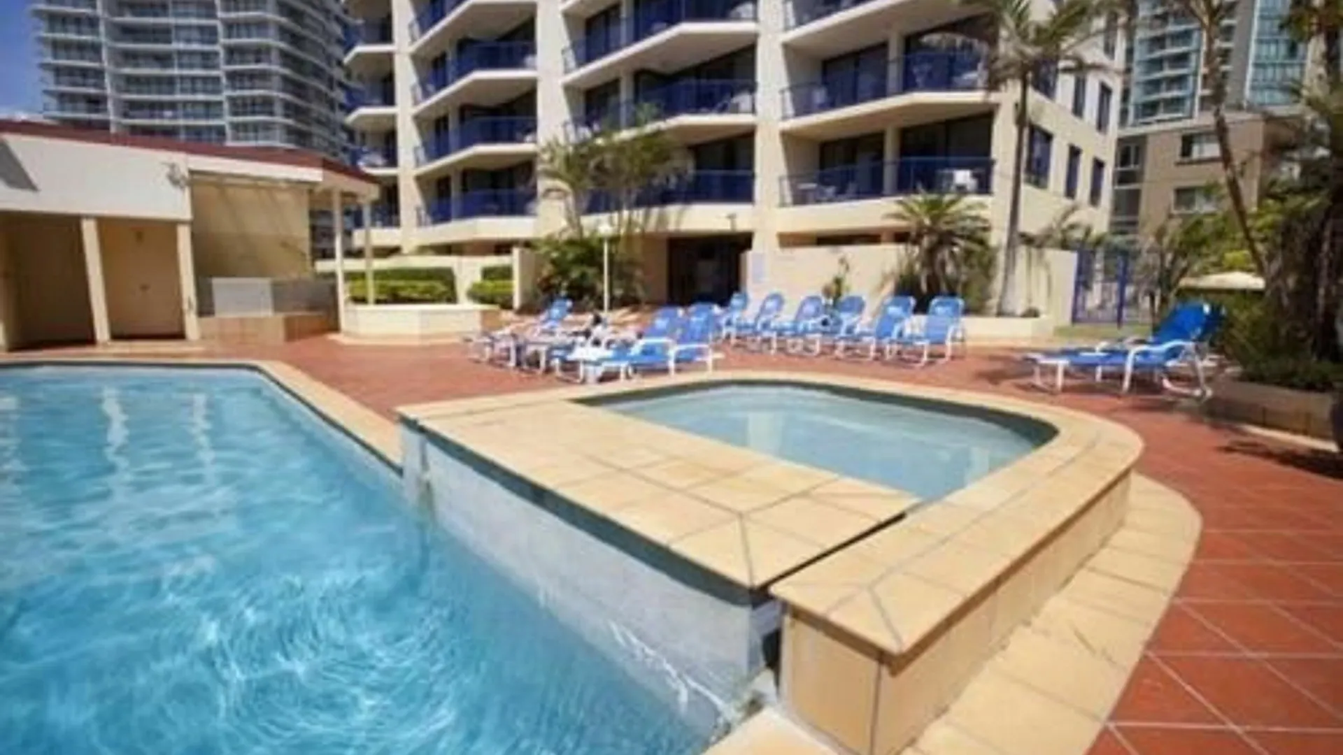 Surf Regency Aparthotel