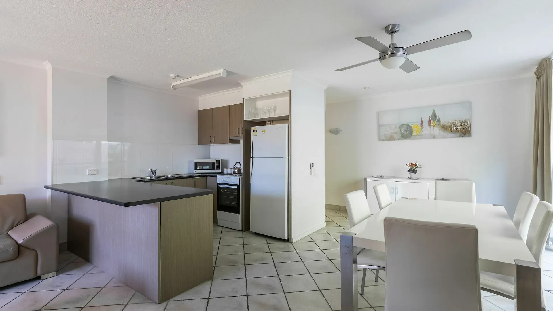 Resort Palmerston Tower On Southport Broadwater 3*