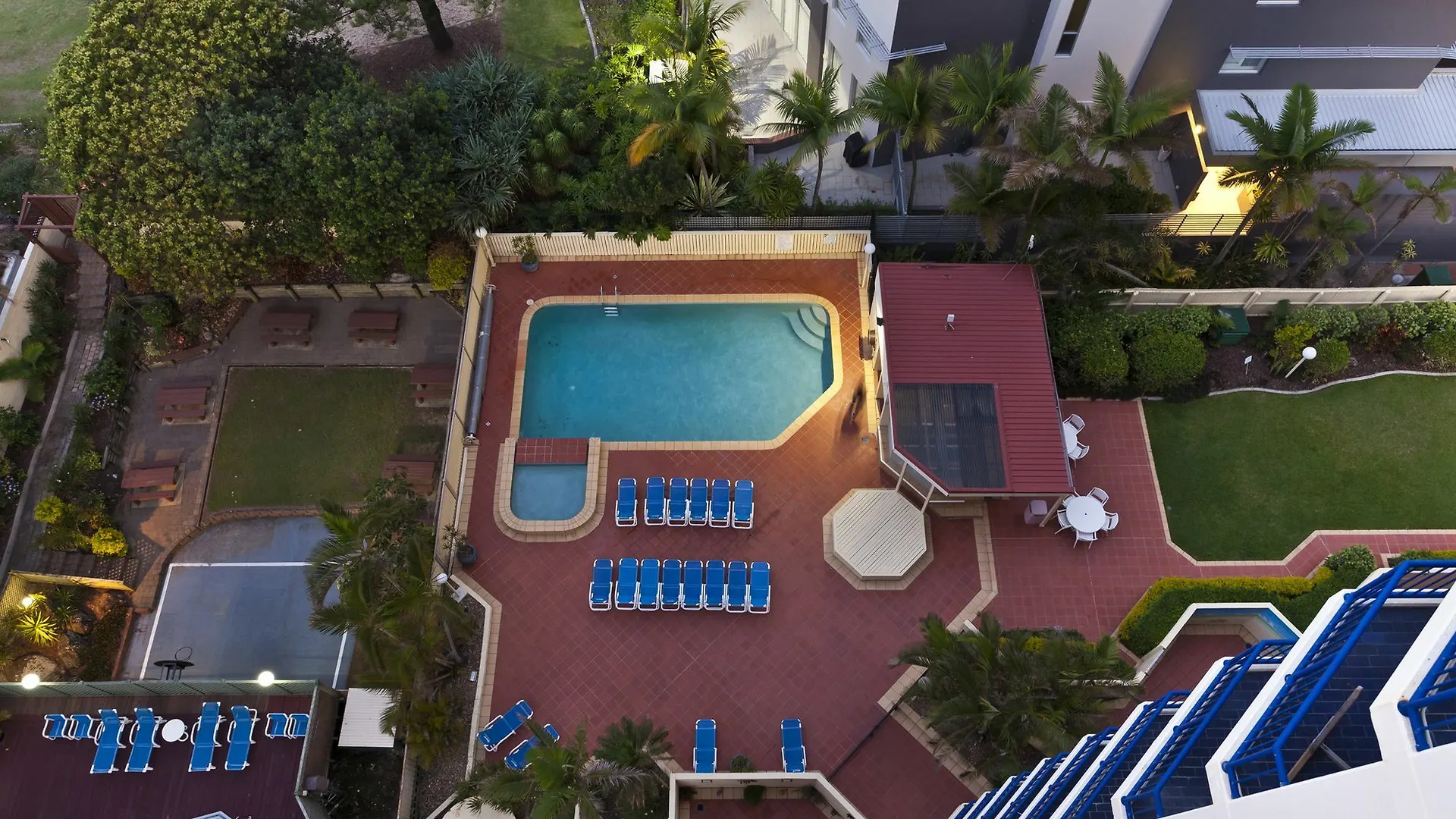 Aparthotel Surf Regency