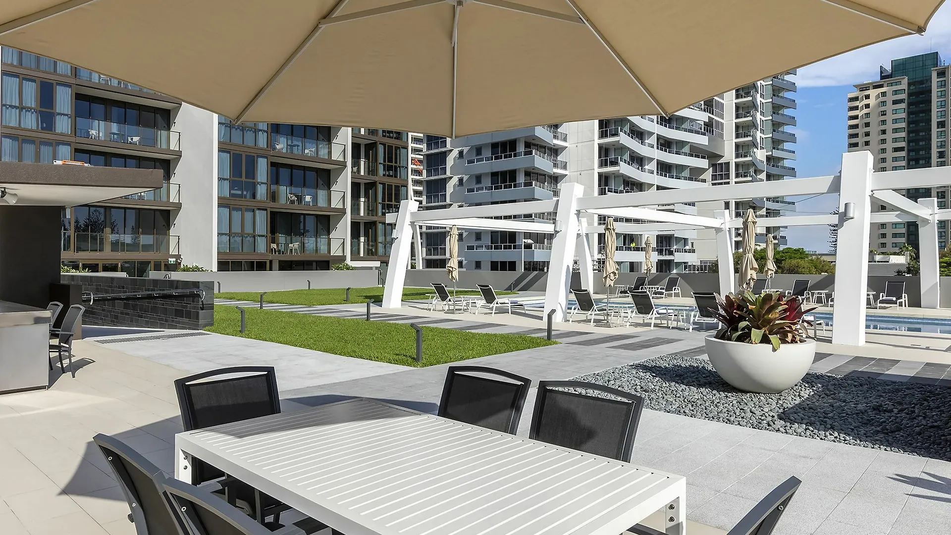 Aparthotel Avani Broadbeach Residences