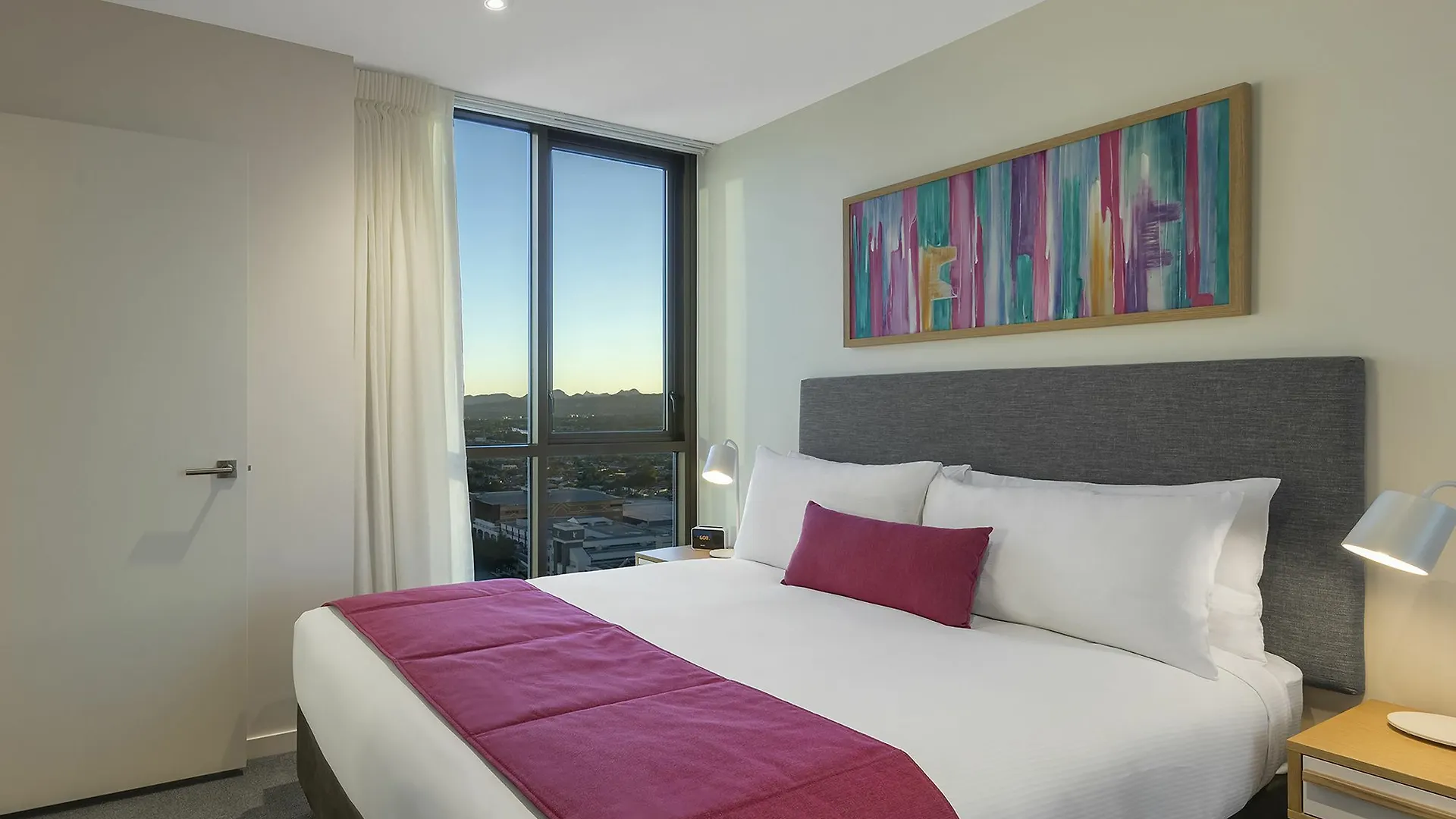 Avani Broadbeach Residences Aparthotel