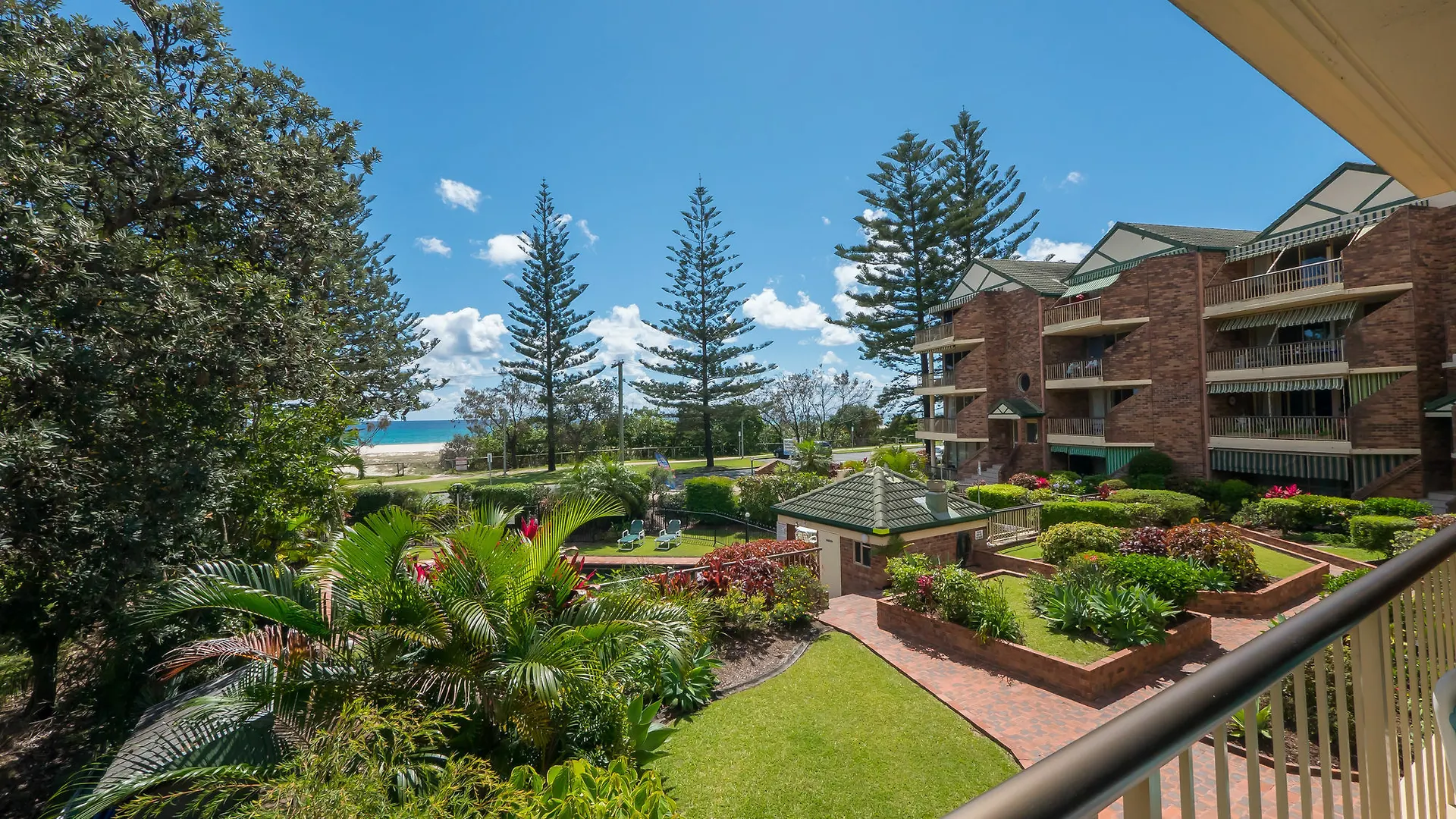 San Chelsea Beachside Bilinga