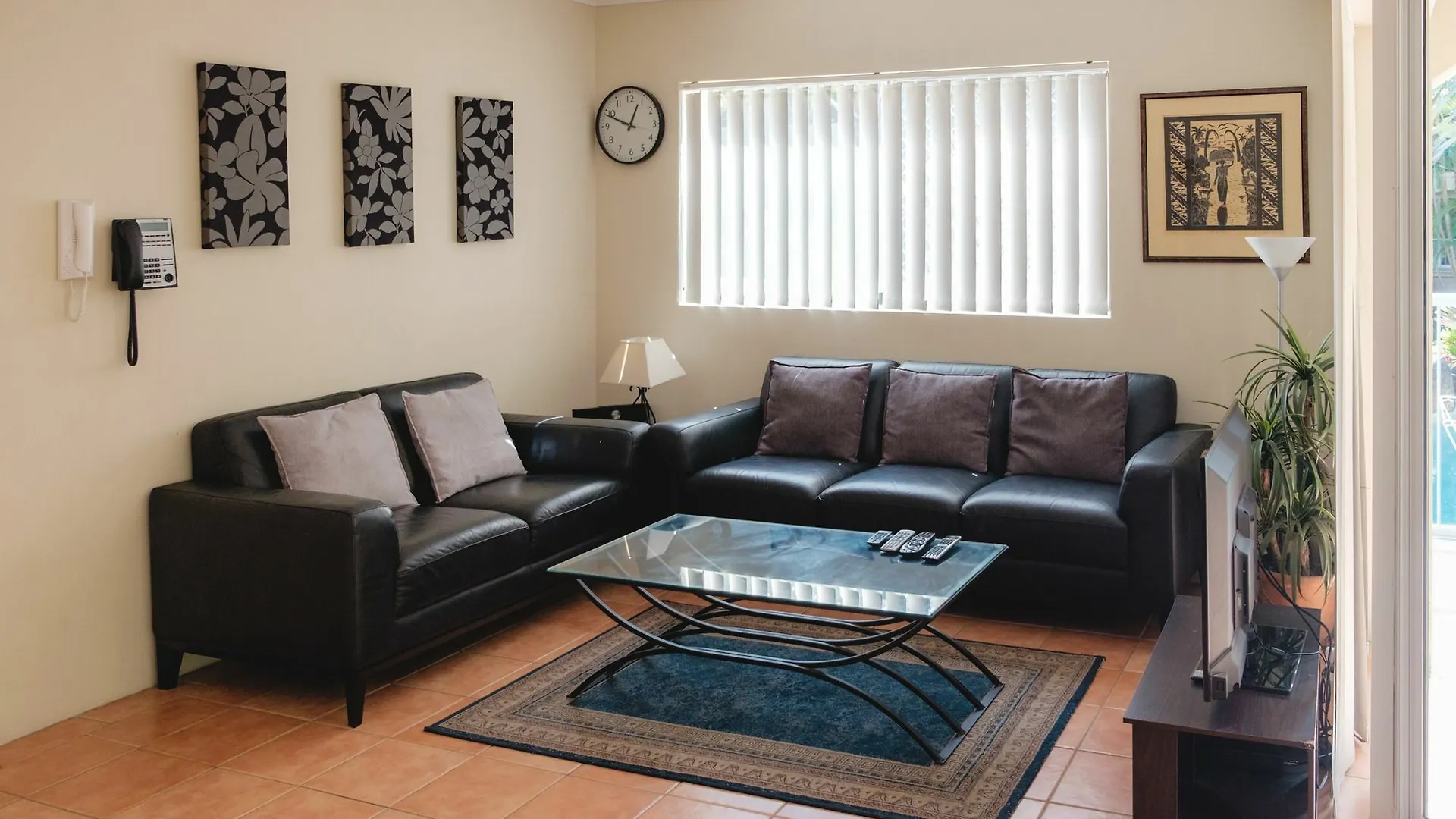 Sanctuary Aparthotel 4*
