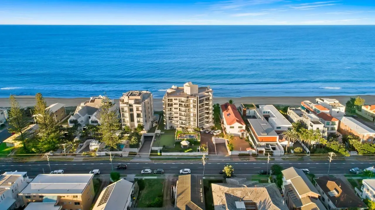 Foreshore Beachfront Hotel apartamentowy Gold Coast