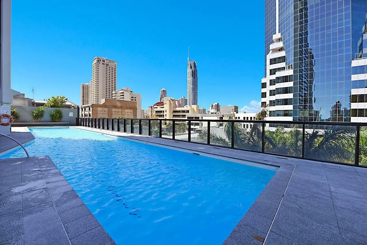 Apartment Seabreeze Holidayz On Cavill Ocean View Gold Coast