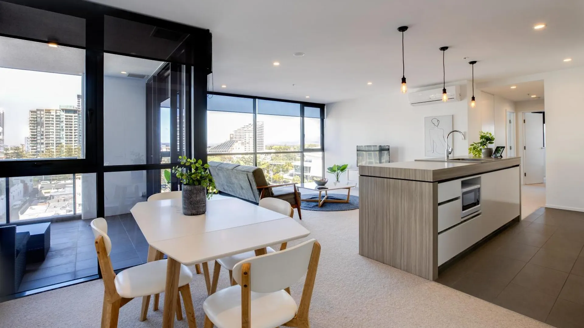 Qube Broadbeach