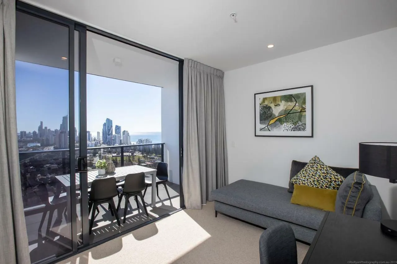 Aparthotel Qube Broadbeach
