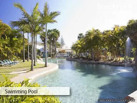 Breakfree Diamond Aparthotel 4*