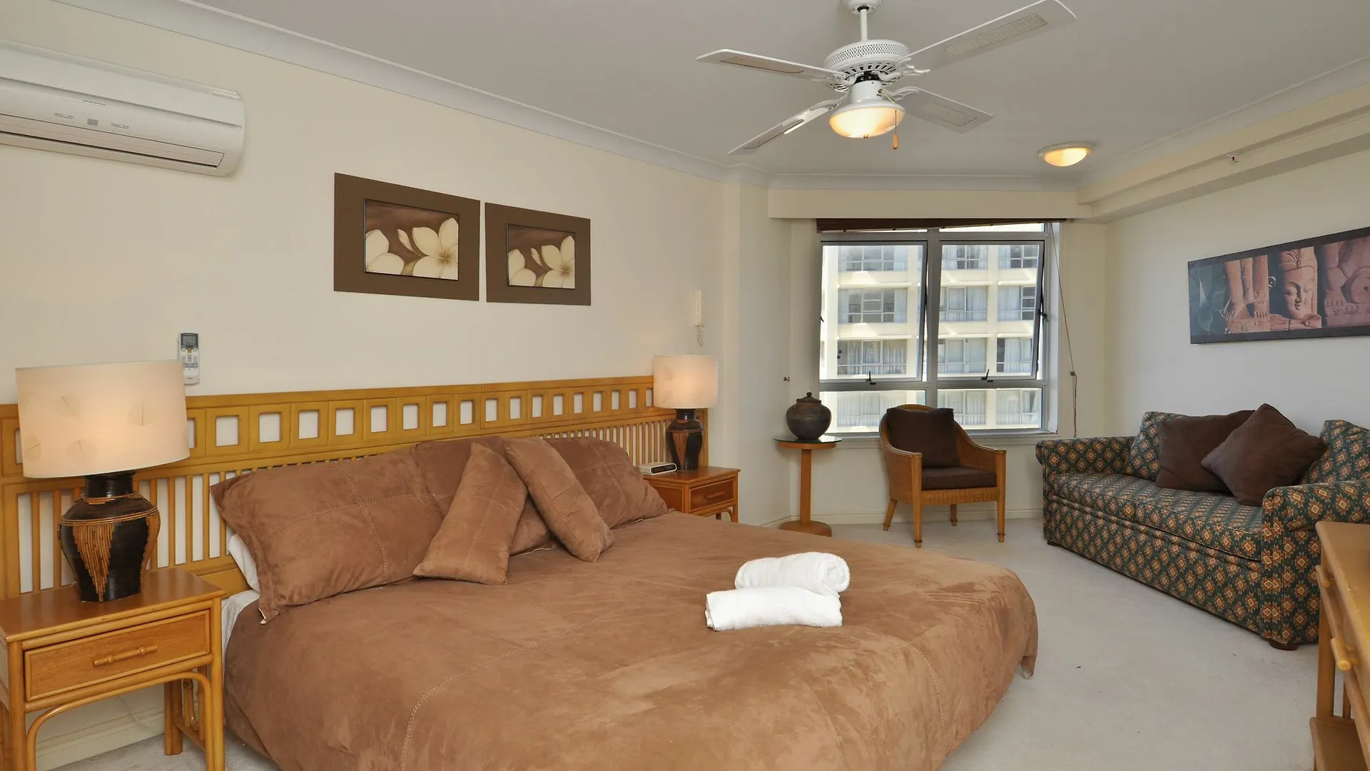 Apartment Moroccan - Hr Surfers Paradise