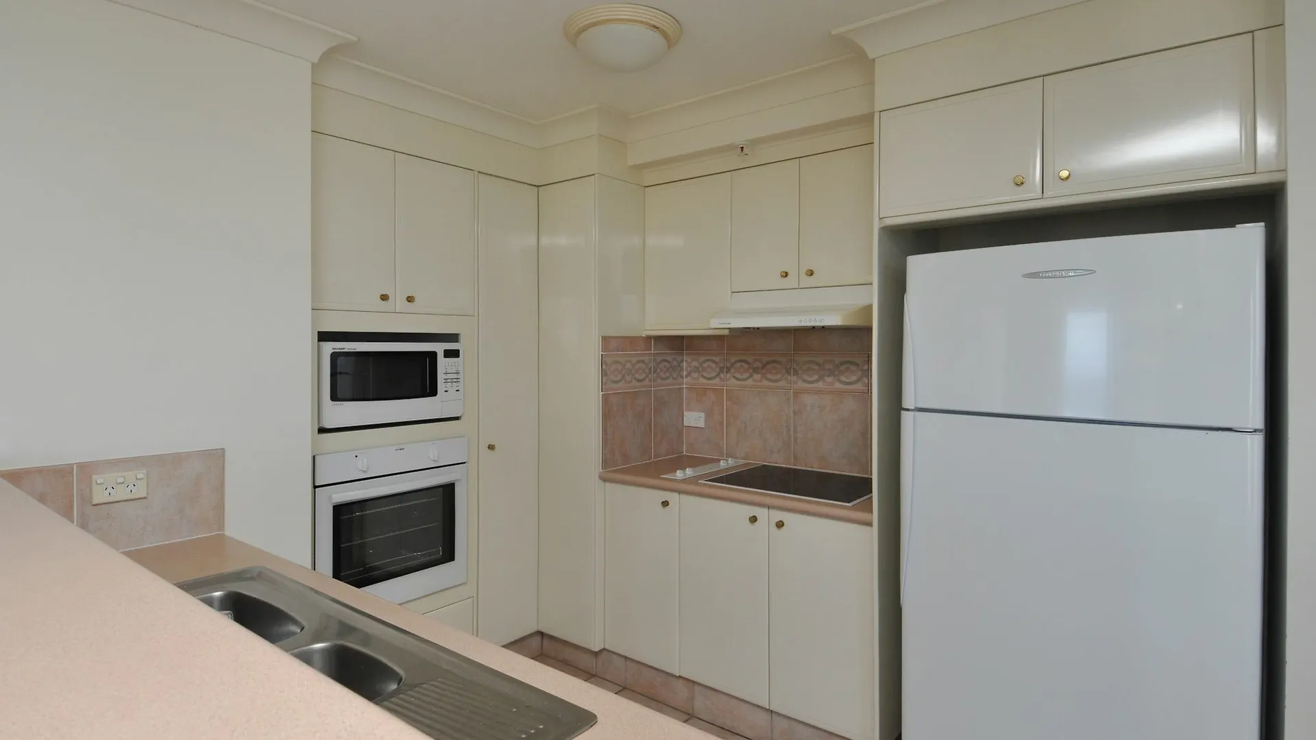 Apartment Moroccan - Hr Surfers Paradise Gold Coast