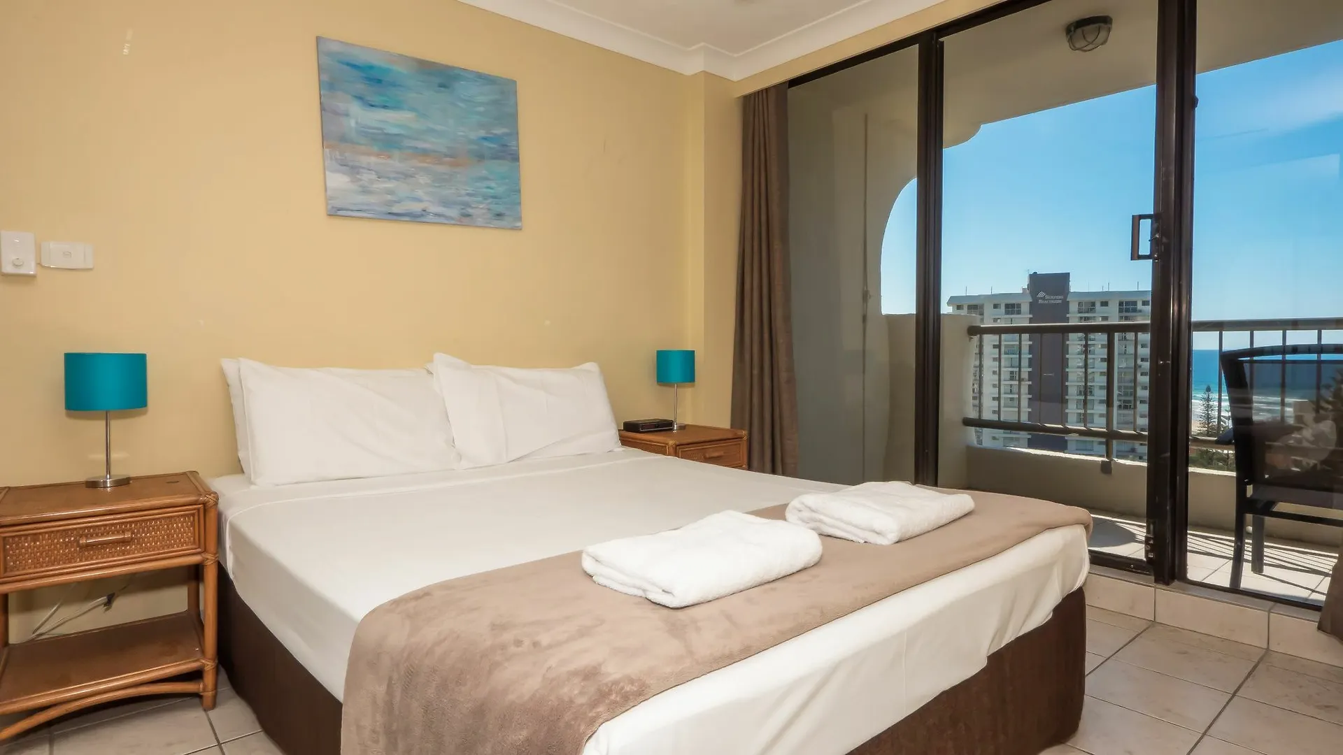 Aristocrat Aparthotel Gold Coast