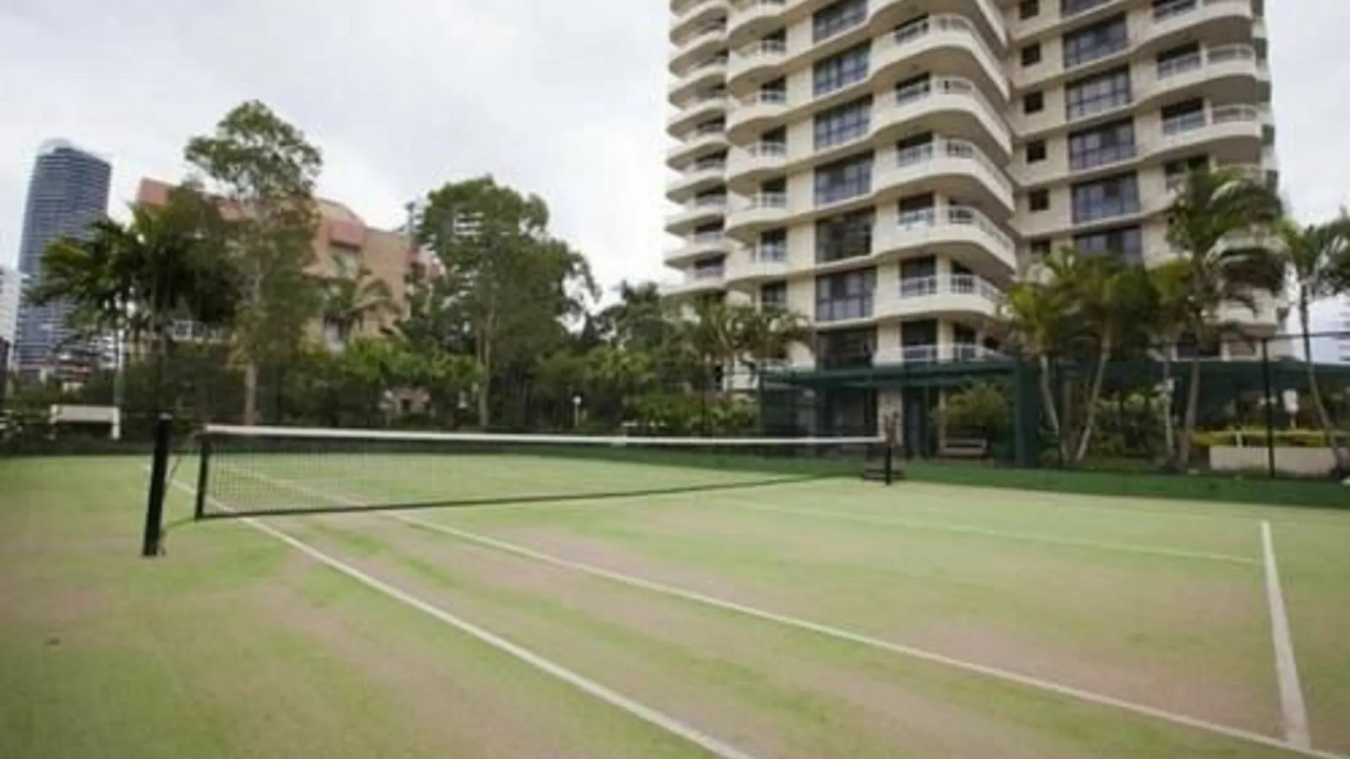 Aparthotel Capricornia Gold Coast