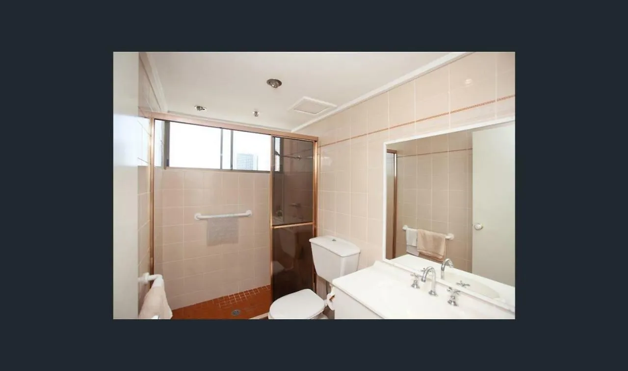 Spectrum 3* Gold Coast