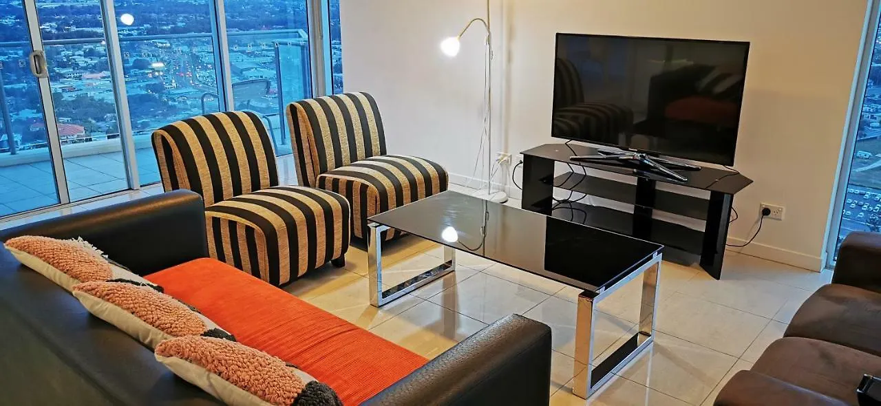 Southport Central Apartment
