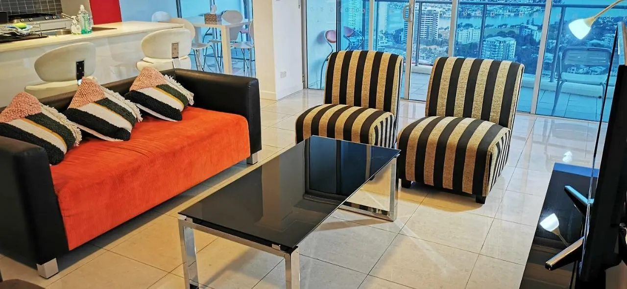 Southport Central Apartment
