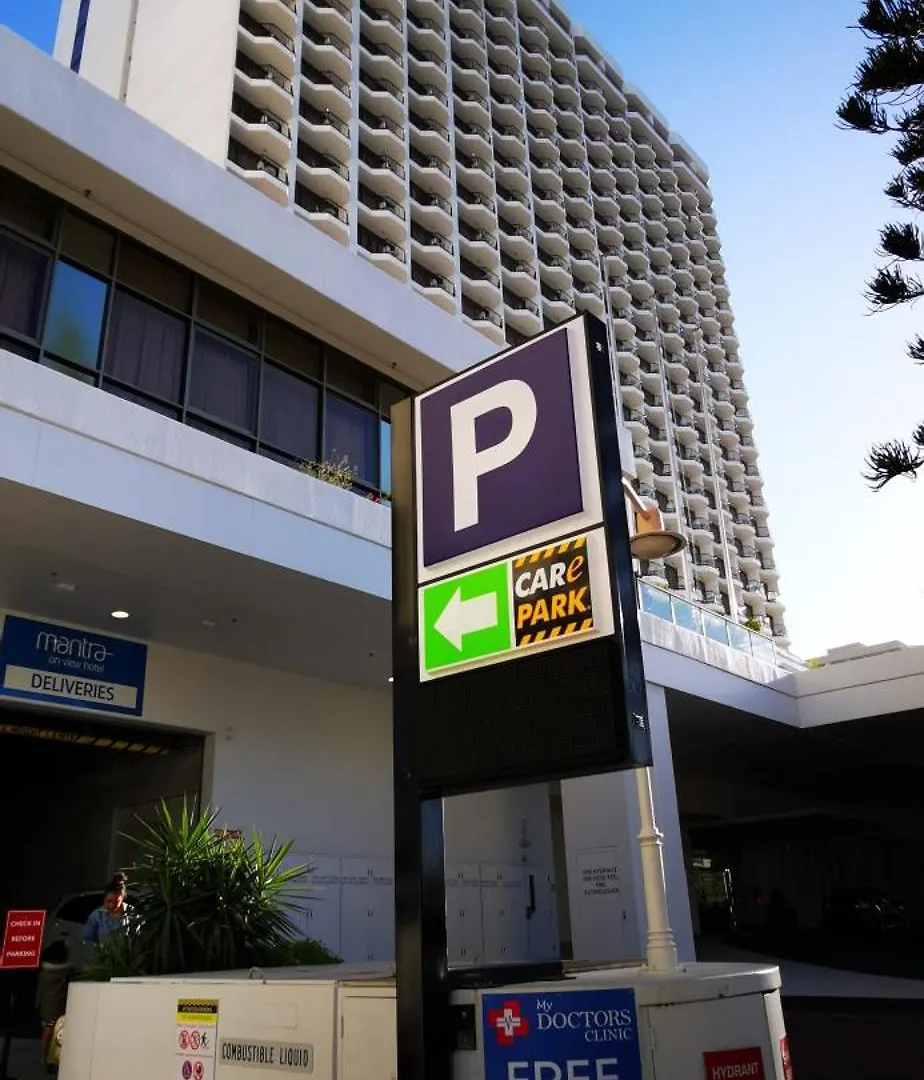 Hotel Studio With Ocean View In Mantra At Surfers Paradise L9