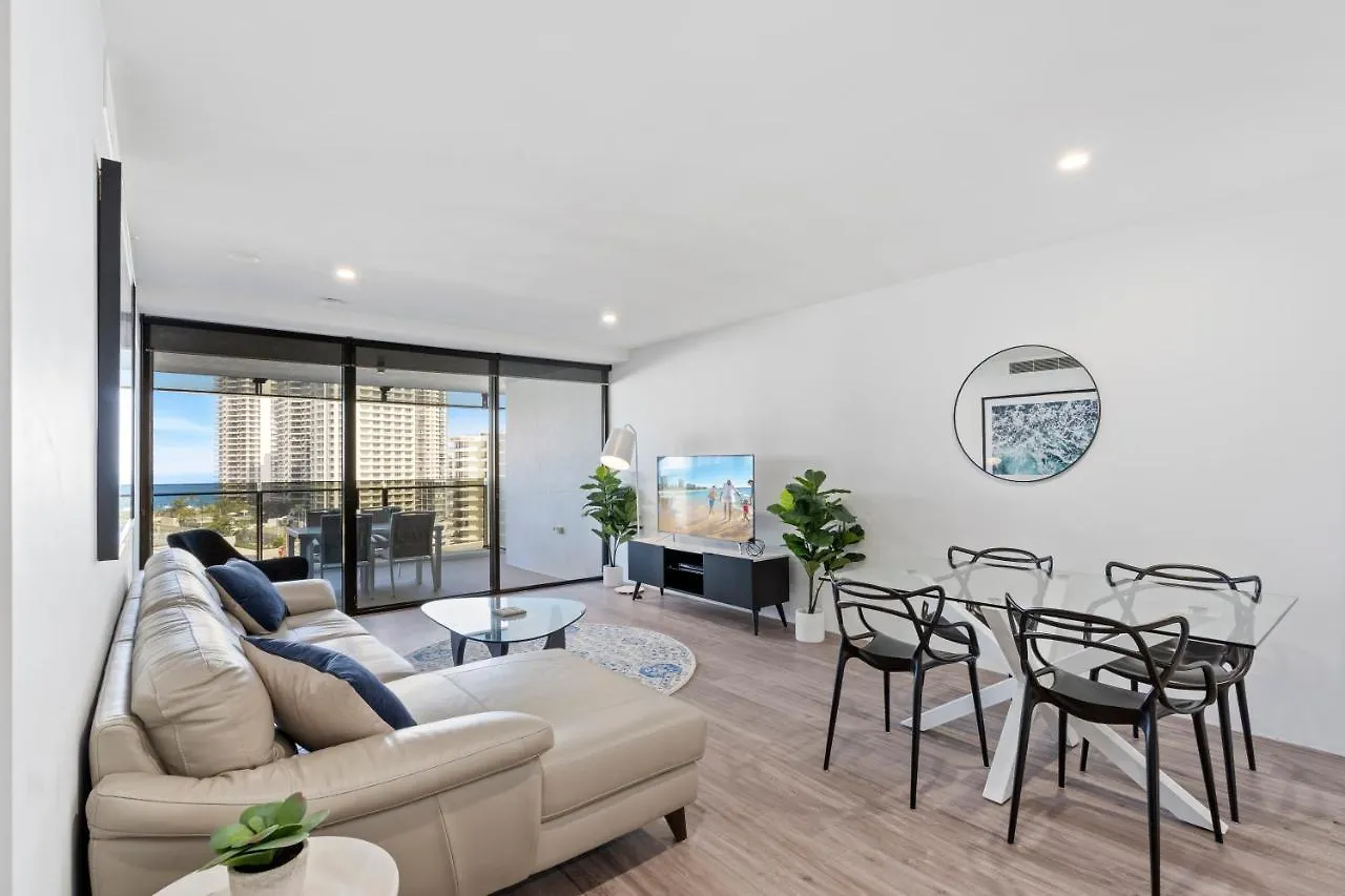 Apartment Circle On Cavill - Gclr Gold Coast