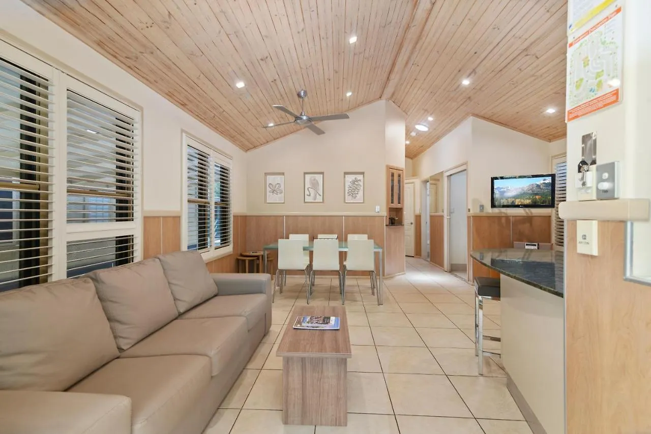 Ashmore Palms Village Resort