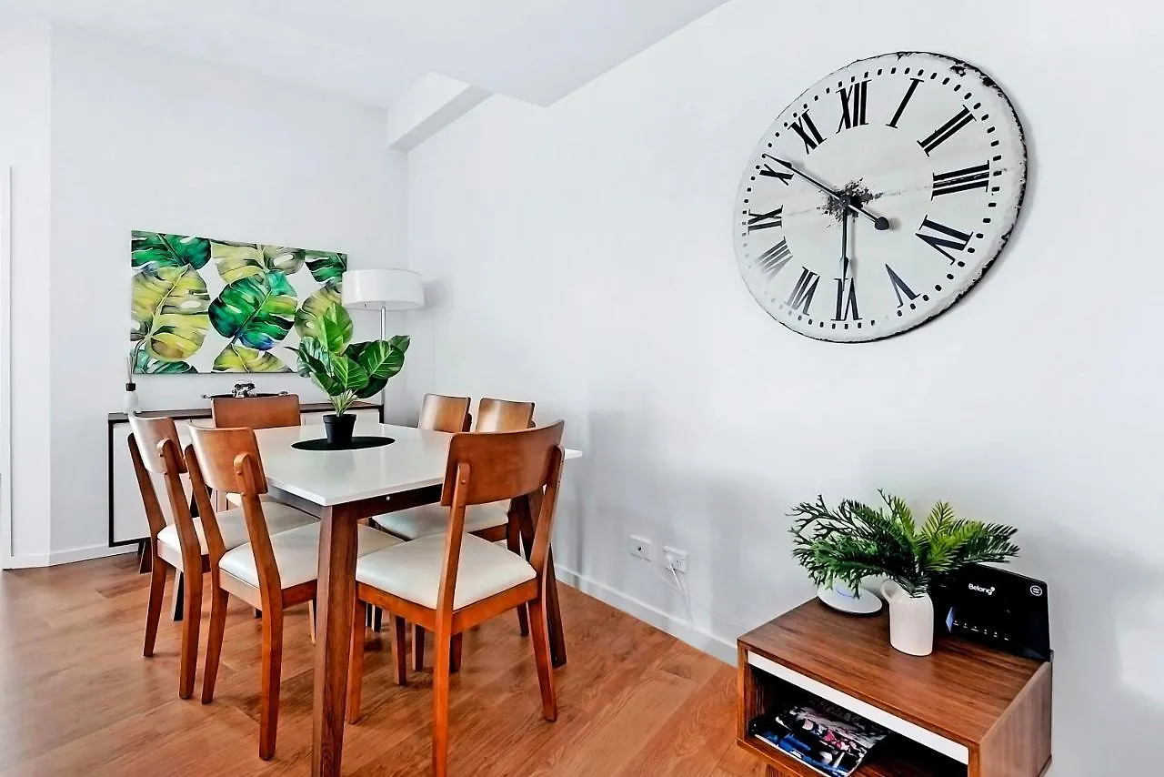 Apartment Wings Resort, And 2 Story Penthouses - We Accommodate Gold Coast