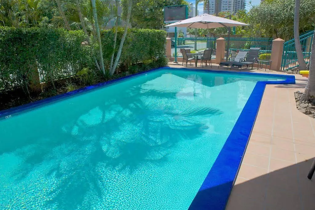Aparthotel Karana Palms Gold Coast