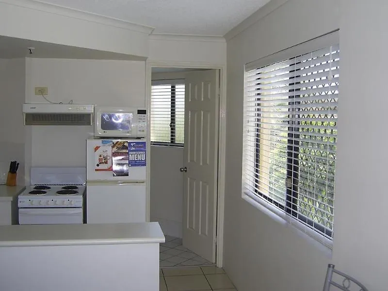 Windsurfer 4* Gold Coast