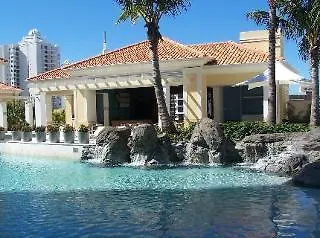 Hotel Chevron Renaissance Private Gold Coast