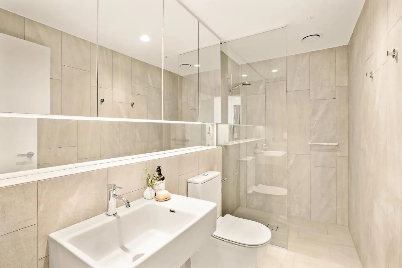 Vue Broadbeach - Official Resort