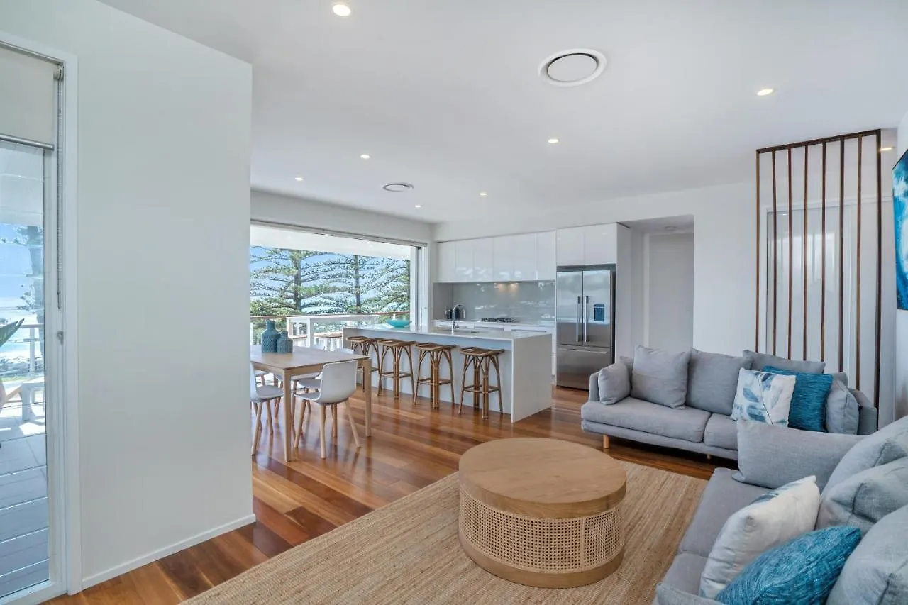 Bujerum On Burleigh Aparthotel 4*