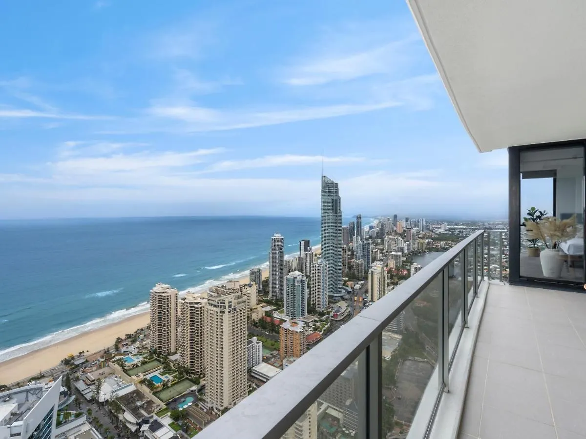 Apartment Circle On Cavill - Gclr *