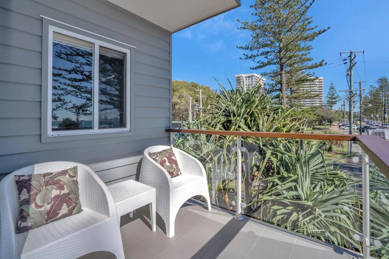 Bujerum On Burleigh Aparthotel 4*