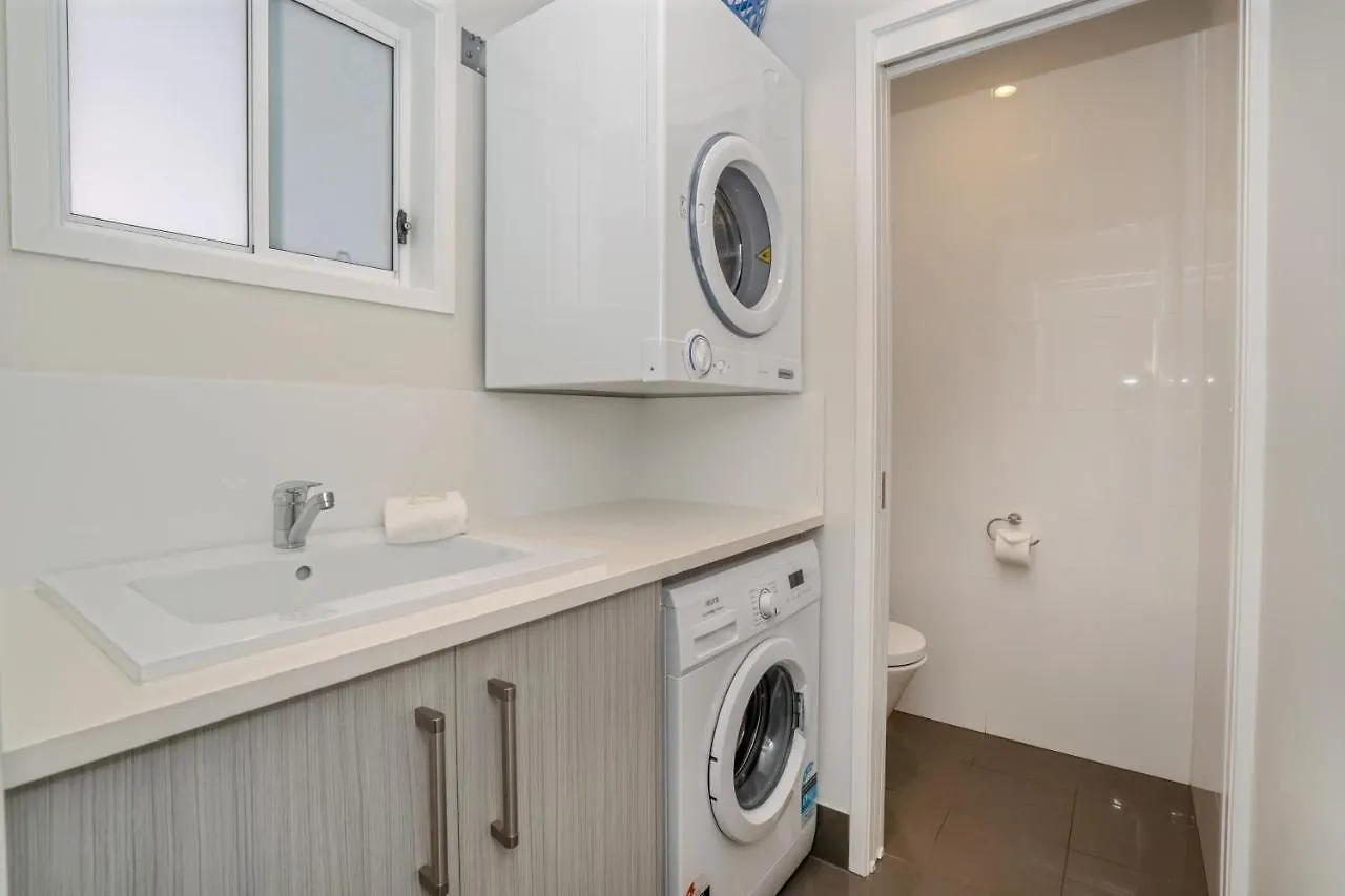 Bujerum On Burleigh Aparthotel Gold Coast