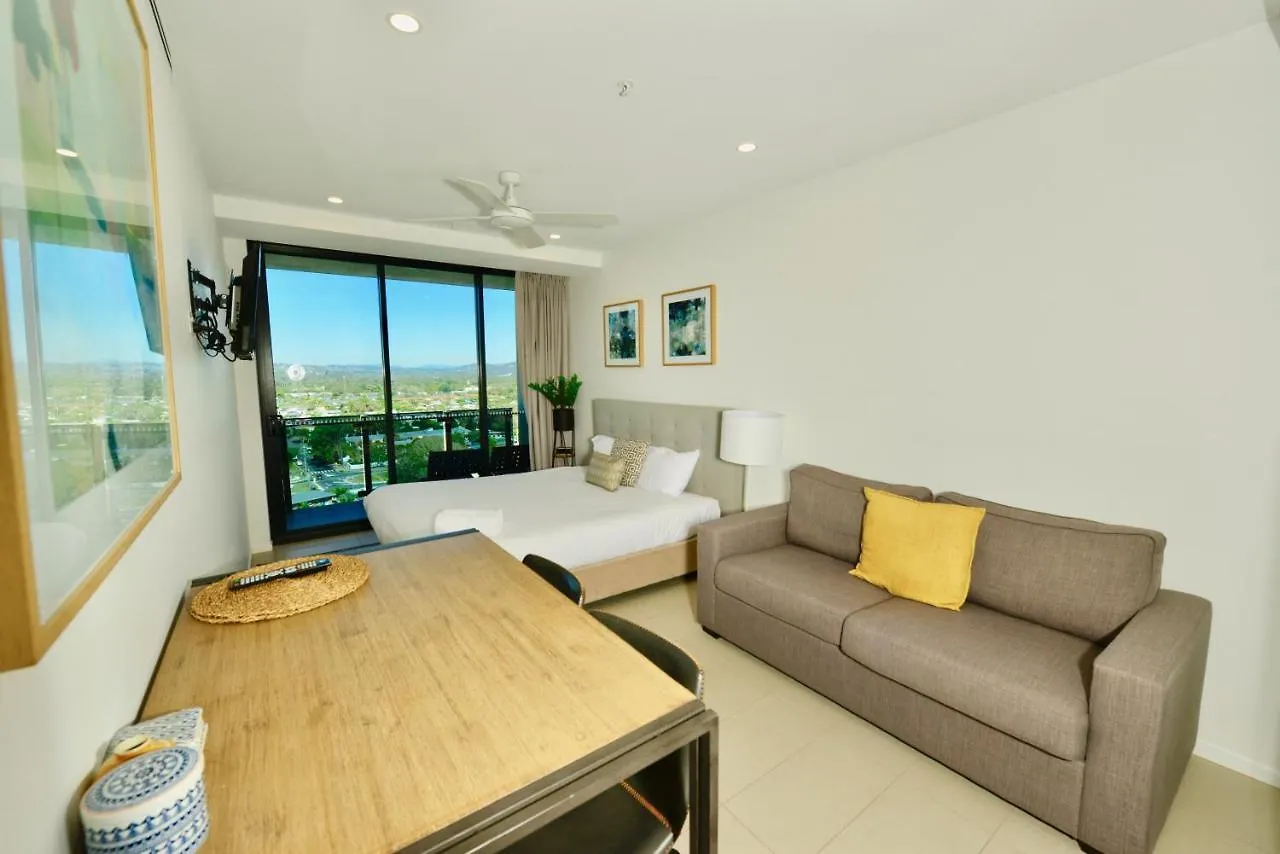 Iconic Kirra Resort 4*