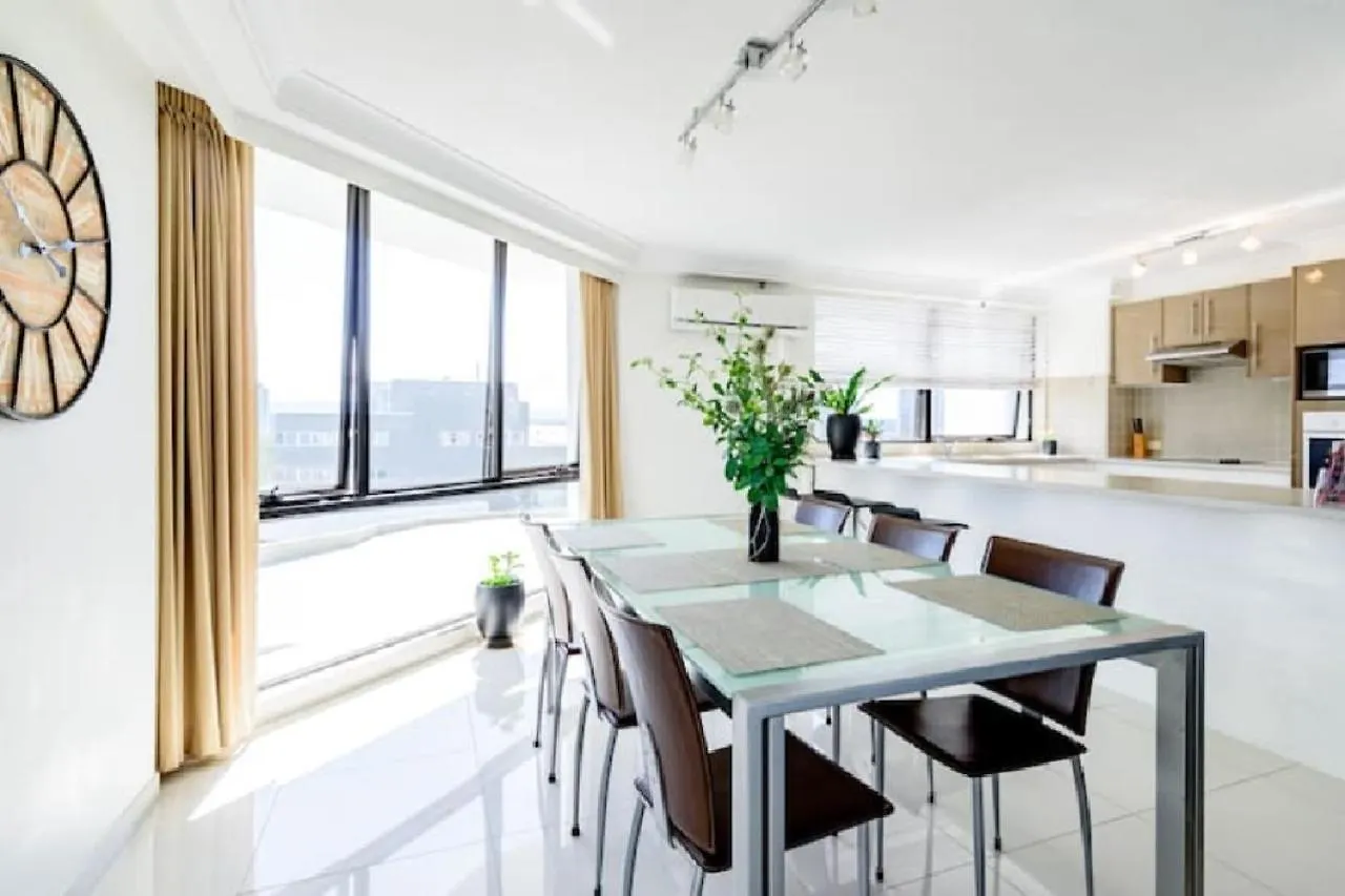 Excluza - Ocean Suites Resort *