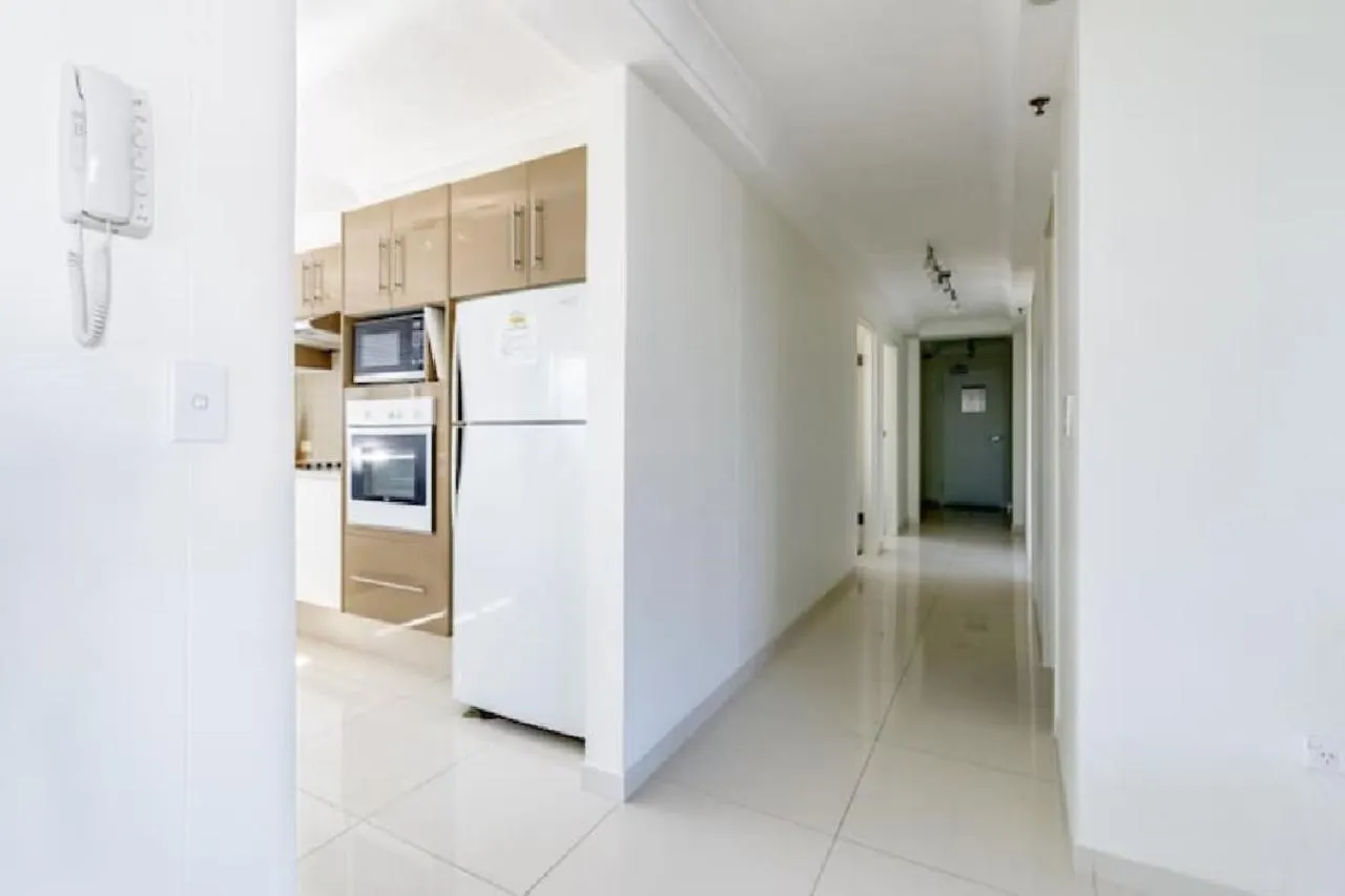 Excluza - Ocean Suites Gold Coast