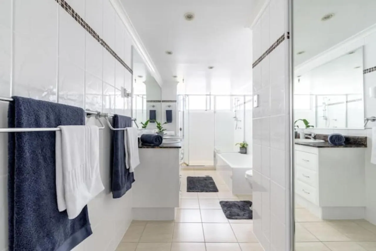 Excluza - Ocean Suites Resort *