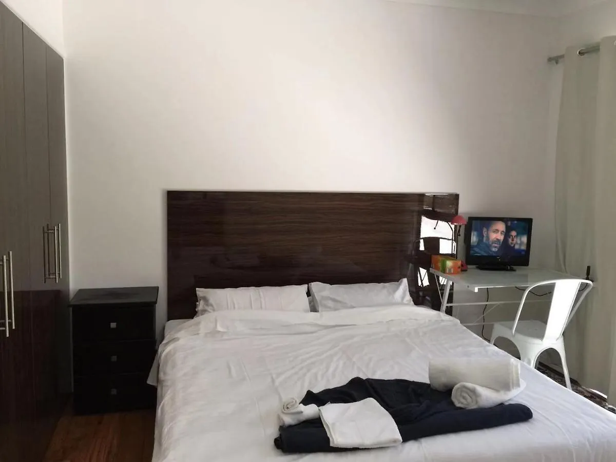 449 * Gold Coast