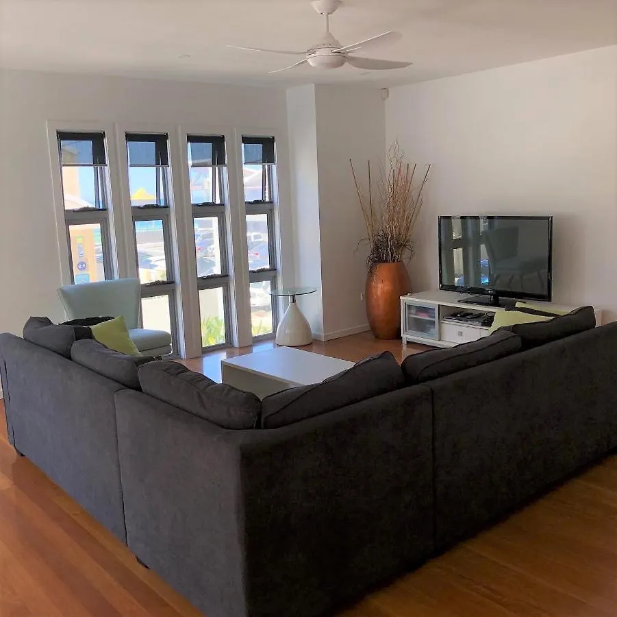 Holiday home Garfield Surfers Paradise *