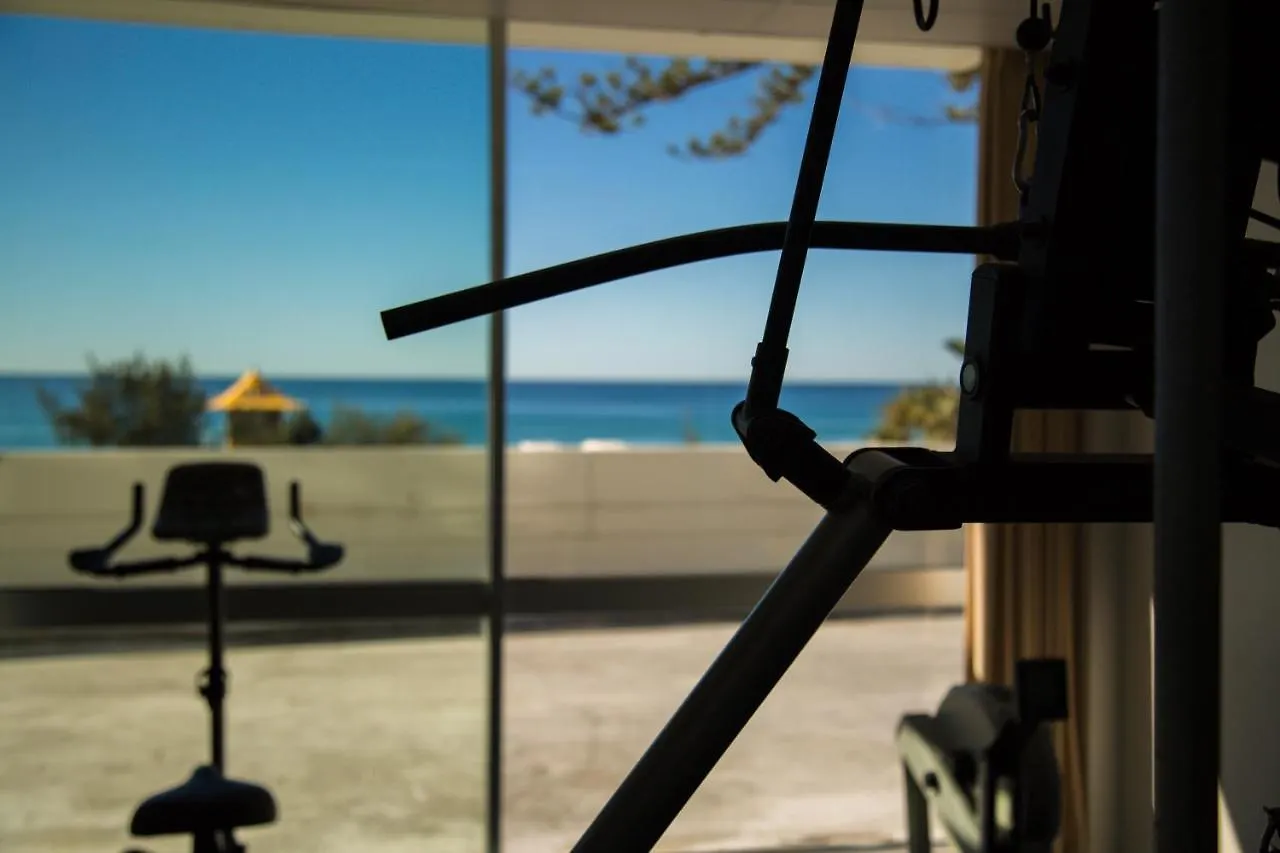 Chateau Beachside 3*