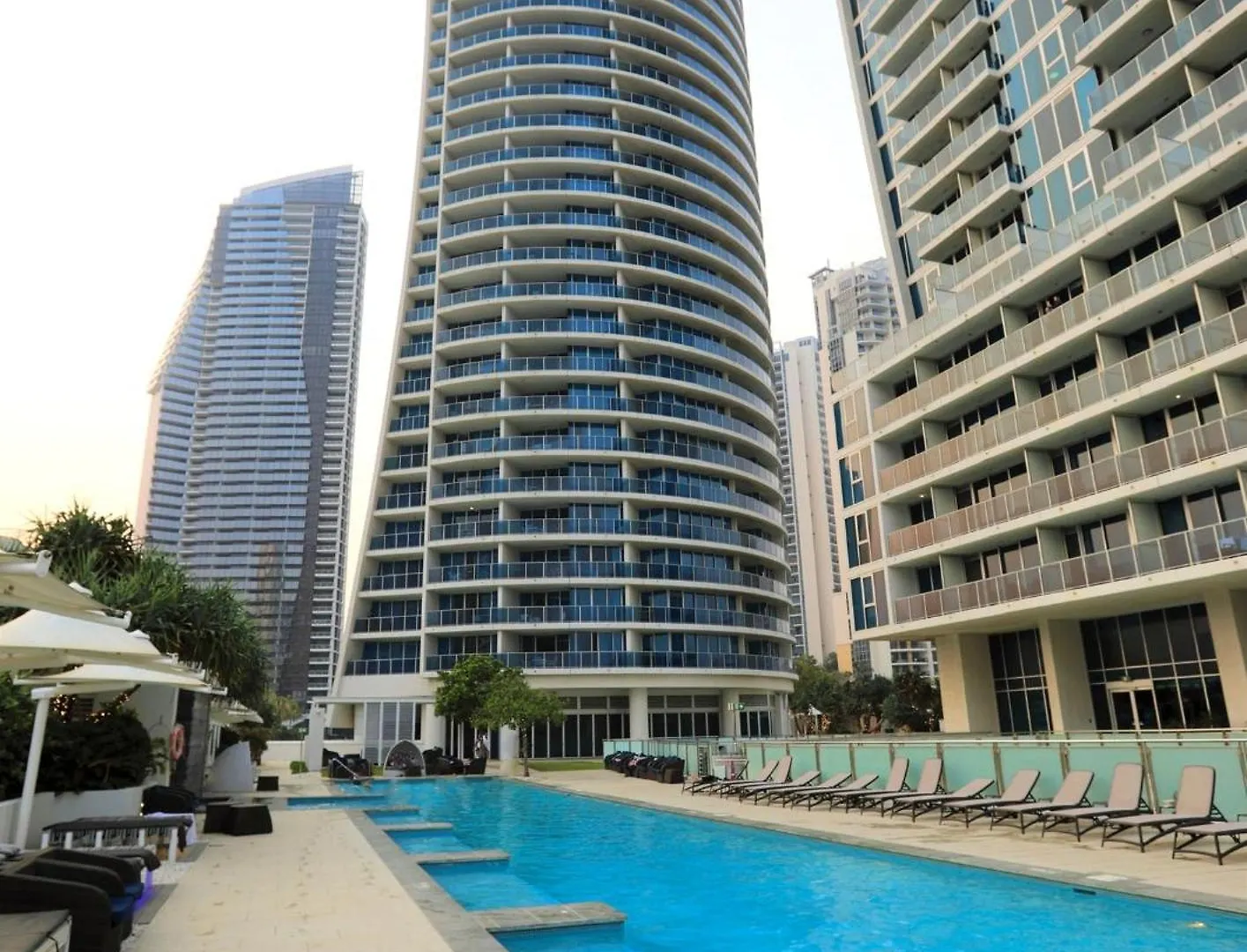 H Luxury At Surfers Paradise High Floor *