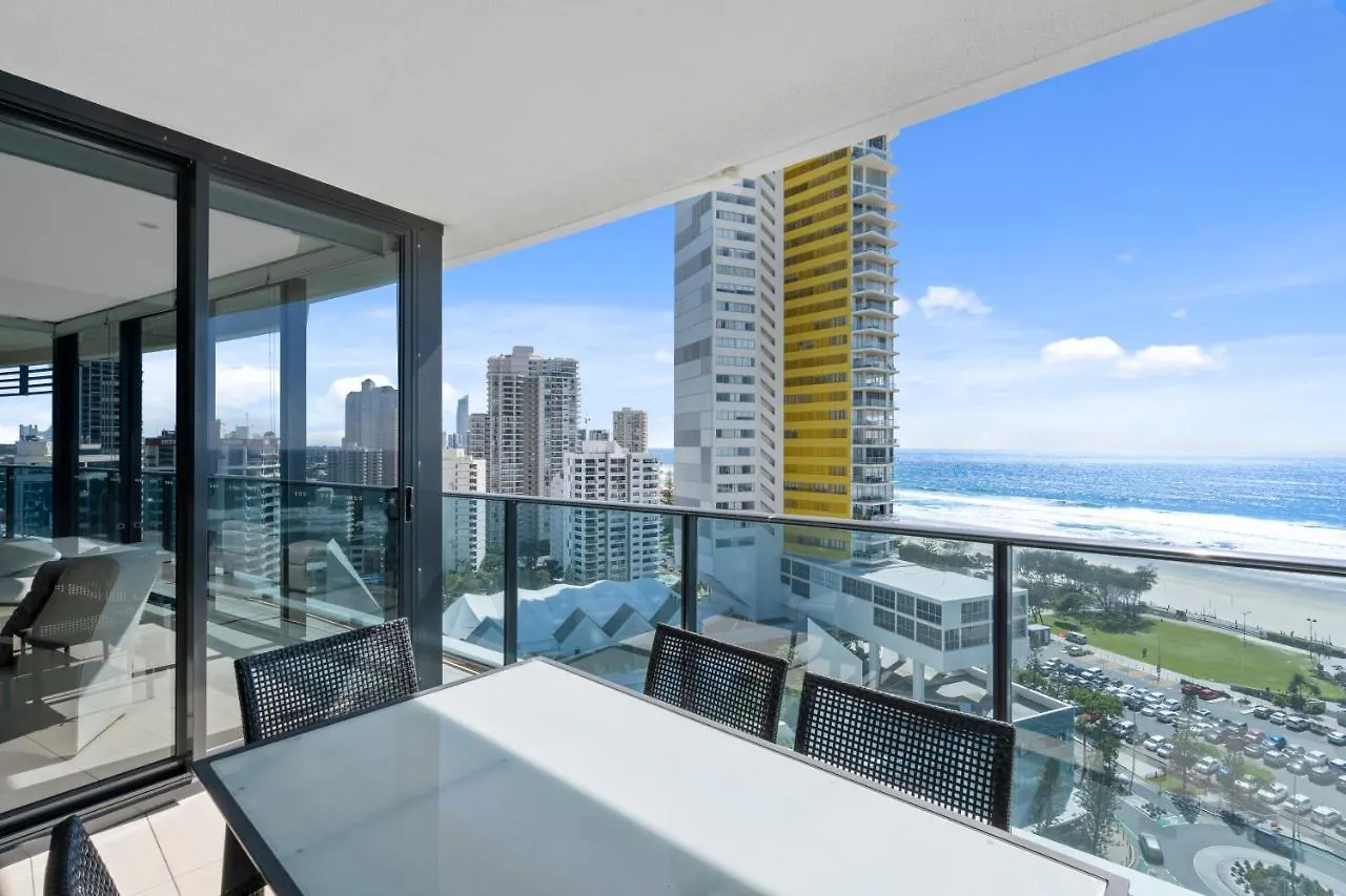 Oracle Broadbeach Aparthotel