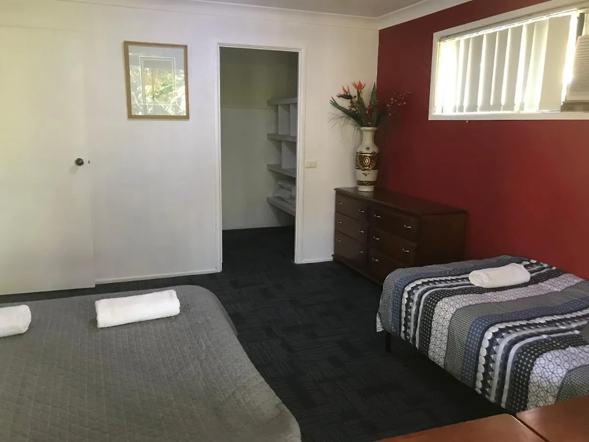 Convenience House In Nerang With Private Homestay