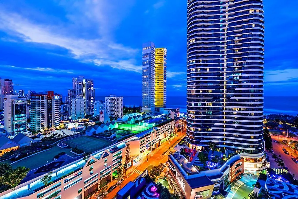 Oracle Broadbeach 5*