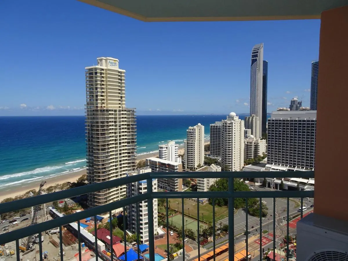 Crown Towers Lejlighed *
