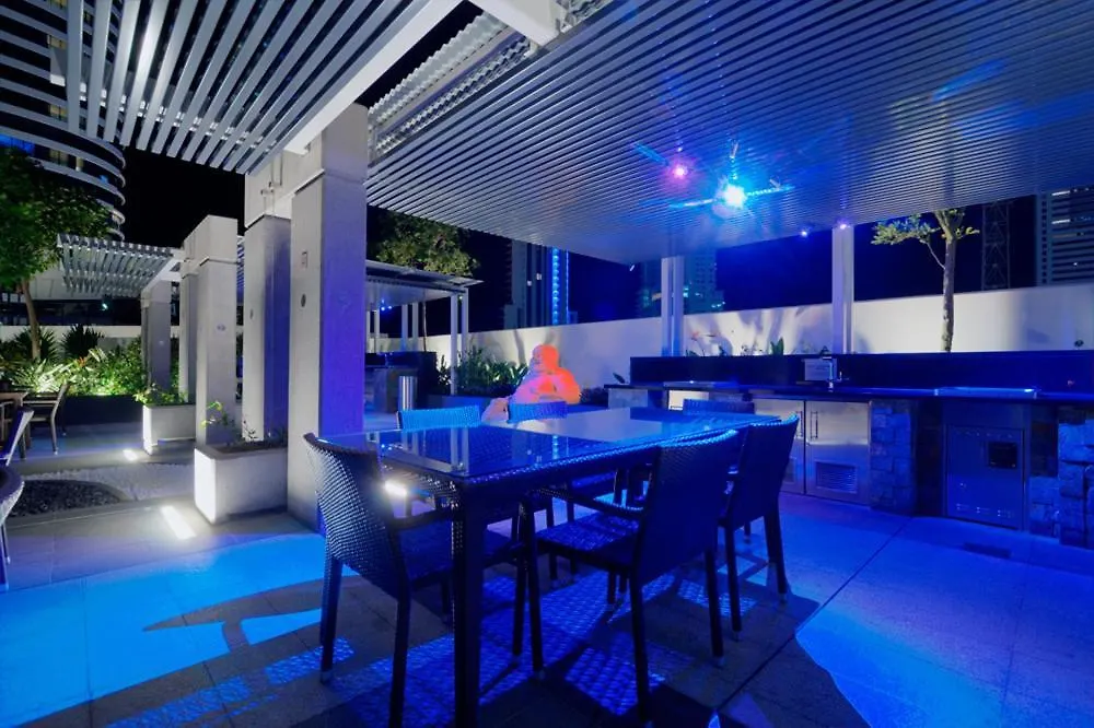 Oracle Broadbeach Aparthotel Gold Coast