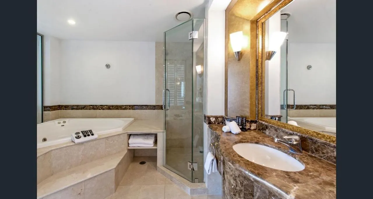 Legends Penthouse Lvl In Surfers Paradise * 黄金海岸